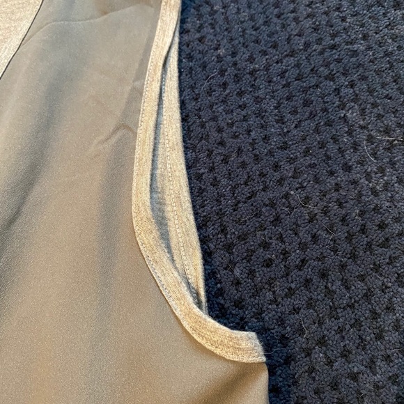 Banana Republic top - Picture 5 of 8